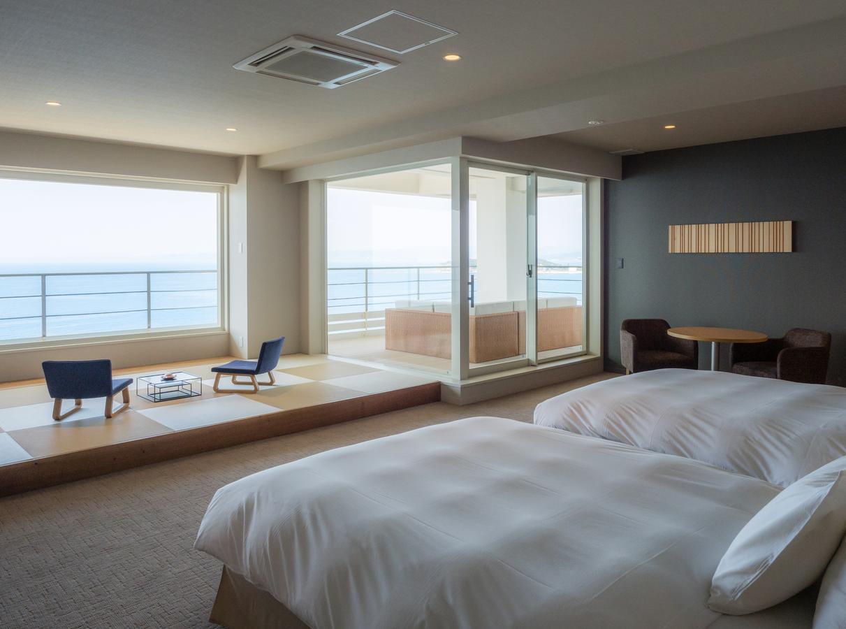 Shirahama Key Terrace Hotel Seamore Экстерьер фото