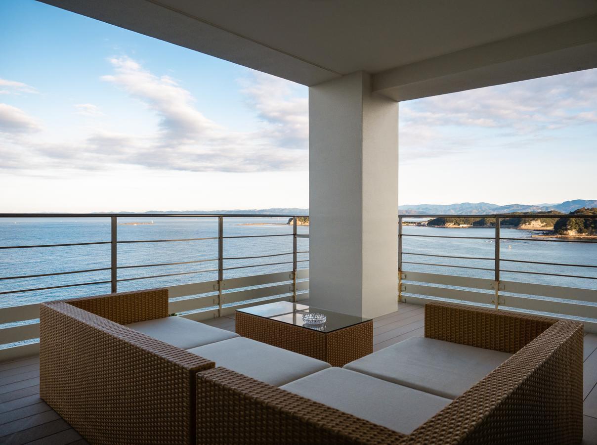 Shirahama Key Terrace Hotel Seamore Экстерьер фото