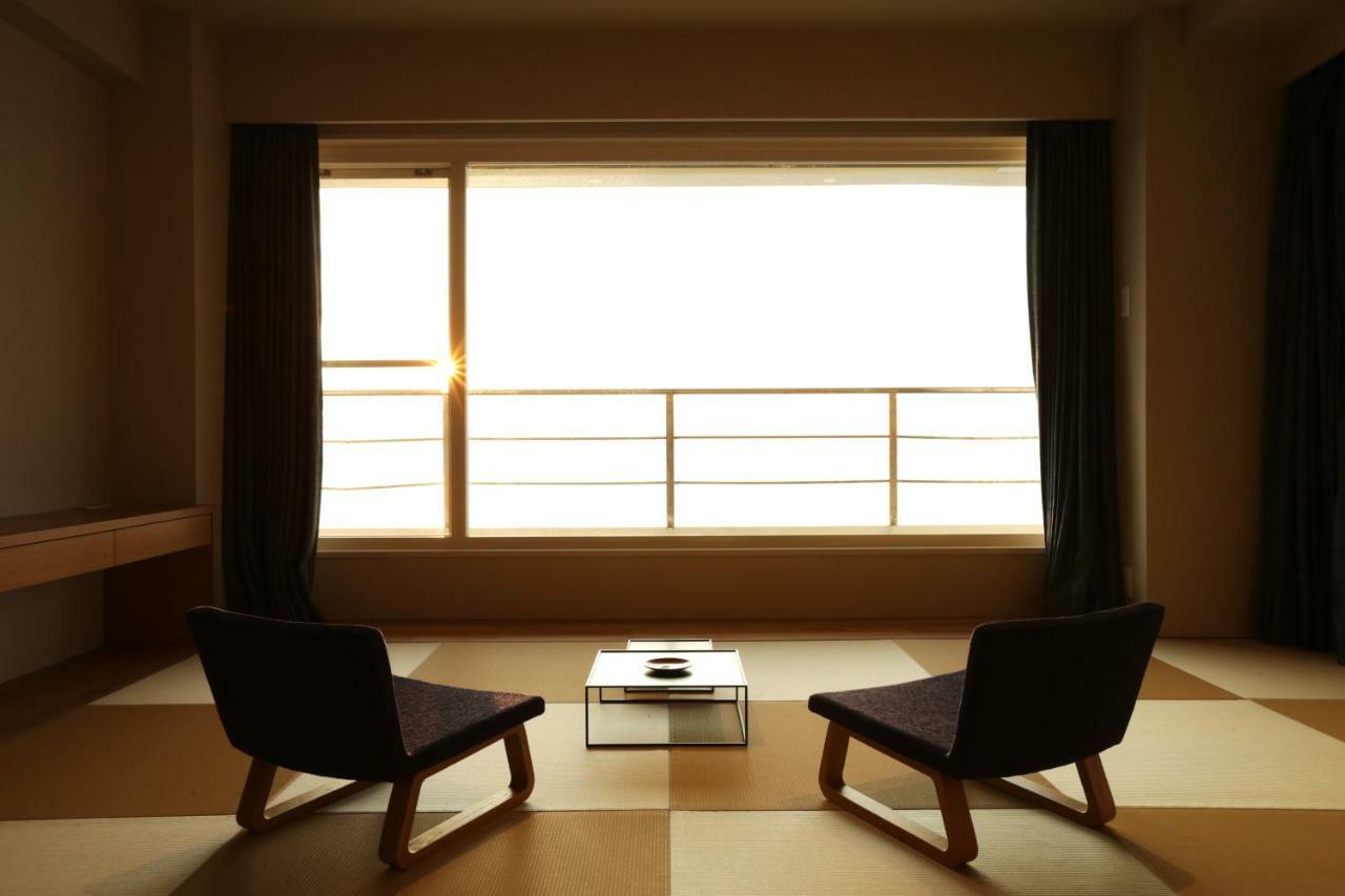 Shirahama Key Terrace Hotel Seamore Экстерьер фото